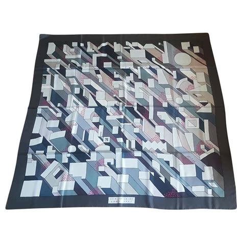 hermes giant silk